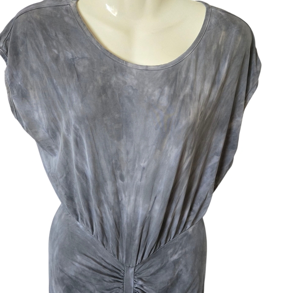 Elegant Gray and Orange Maxi Dress - Picture 3 of 9